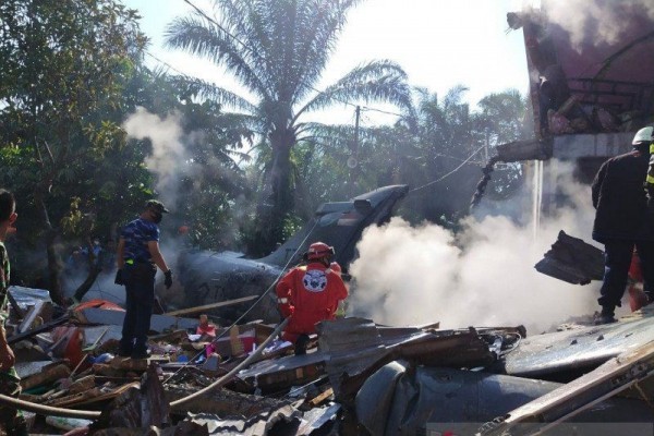 TNI AU Pastikan Tak Ada Korban Jiwa Saat Insiden Pesawat Jatuh di Riau
