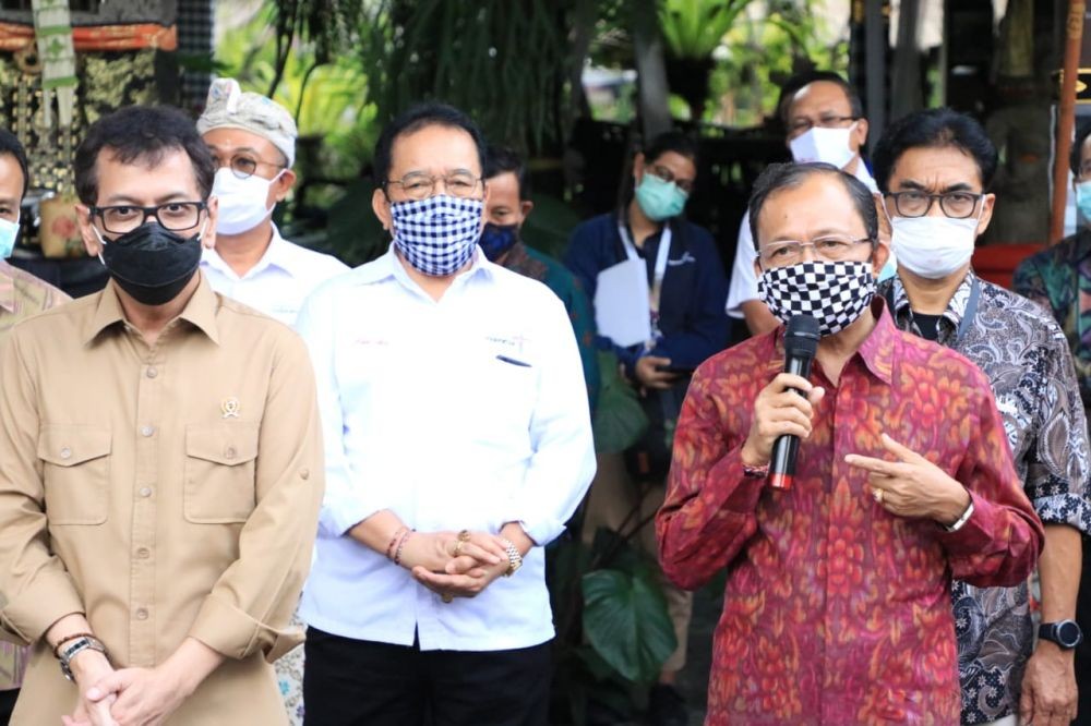 Datangi Polda Bali, Kelakan: Demokrasi Tapi Fitnah PDIP Partai Komunis
