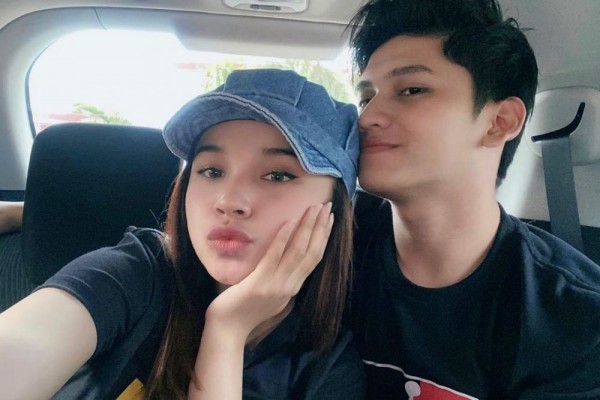 Baru 17 Tahun, 10 Momen Kemesraan Pedangdut Tasya Rosmala dengan Pacar