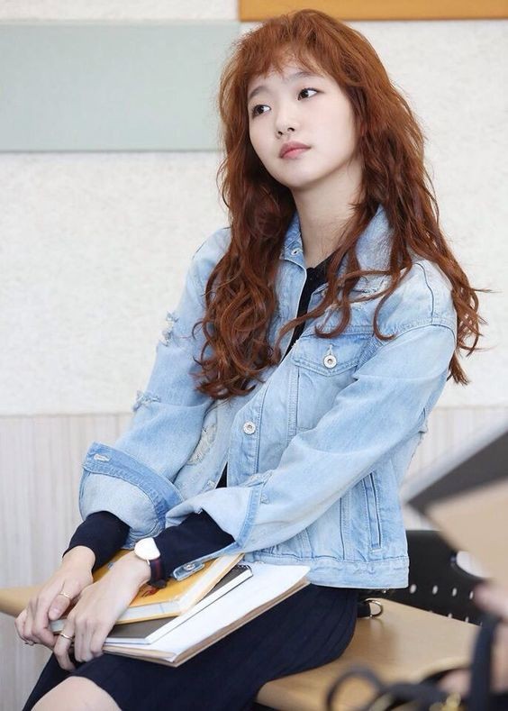 Siap Tampil Beda, 10 Inspirasi Gaya Kampus ala Artis Drama Korea