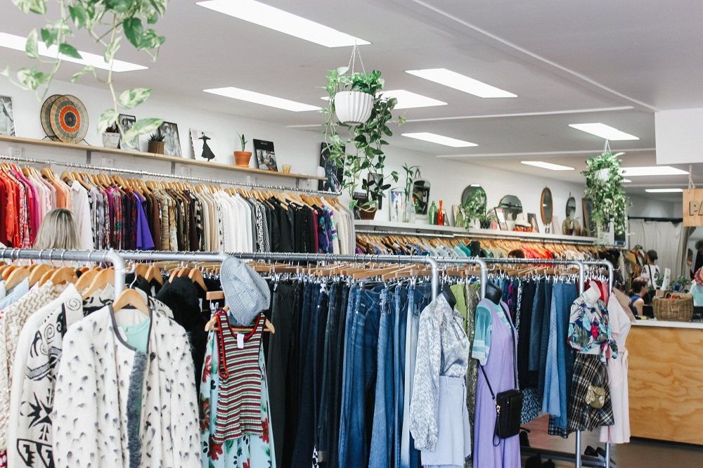5 Alasan Mengapa Bisnis Thrift Shop Layak buat Kamu Jajal