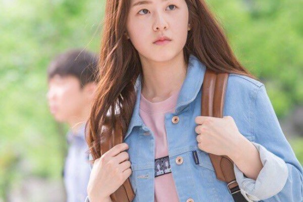 Siap Tampil Beda, 10 Inspirasi Gaya Kampus ala Artis Drama Korea