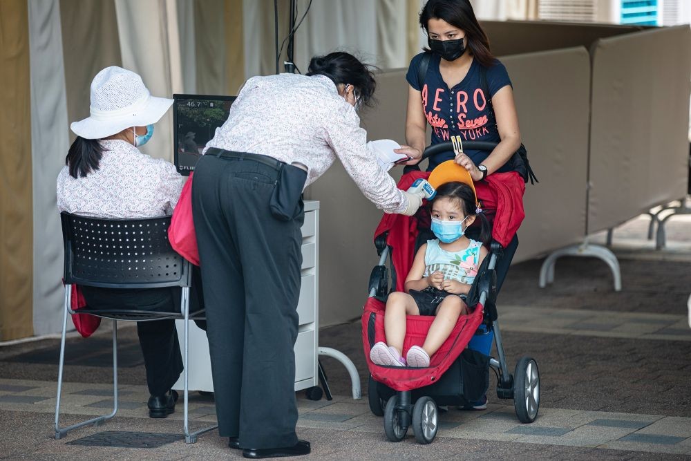 10 Potret Disneyland Hong Kong yang Dibuka Kembali Saat New Normal