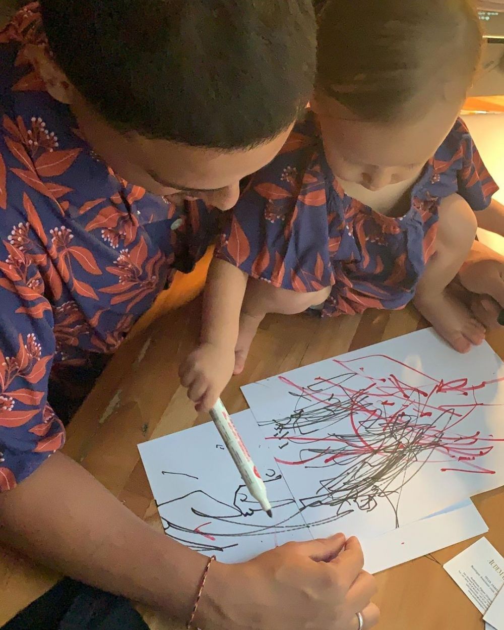 10 Momen Manis Hamish Daud Bareng Zalina, Gemas Banget!