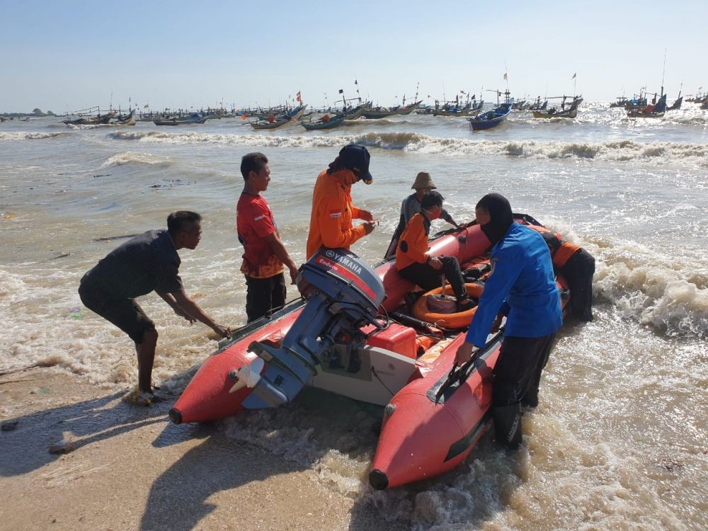 Terpeleset Saat Tebar Jaring, Satu Nelayan Tuban Hilang di Laut