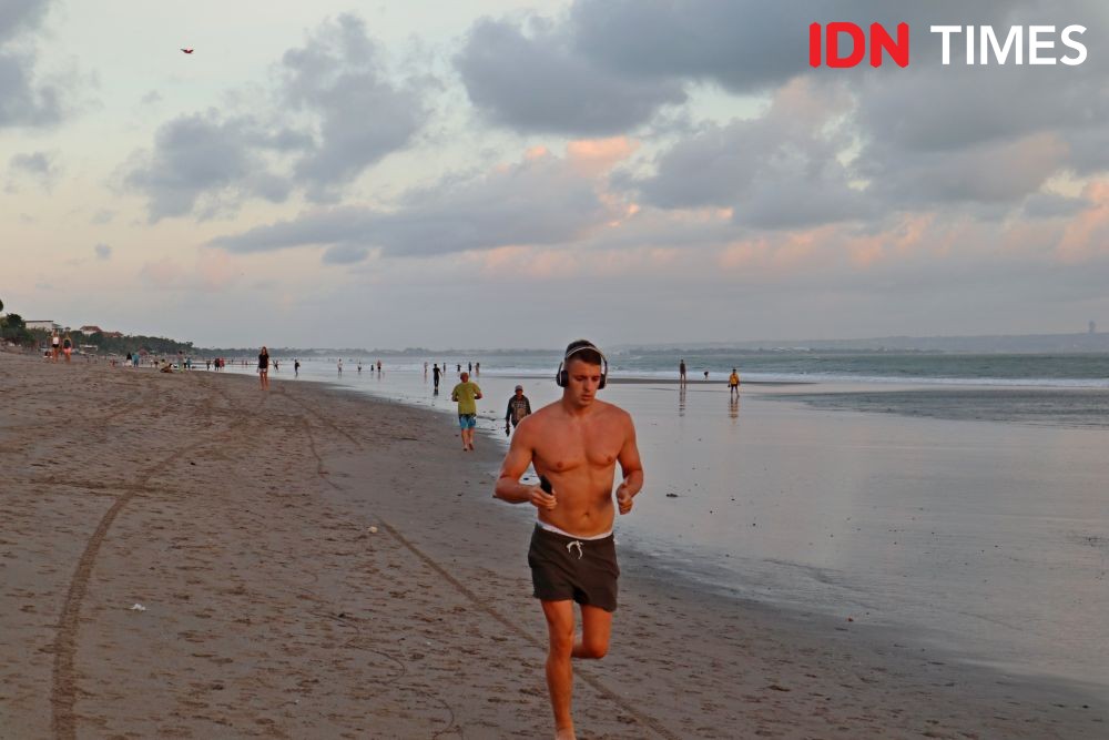 [FOTO] Suasana Terkini Pantai di Bali, Sudah Siap New Normalkah?