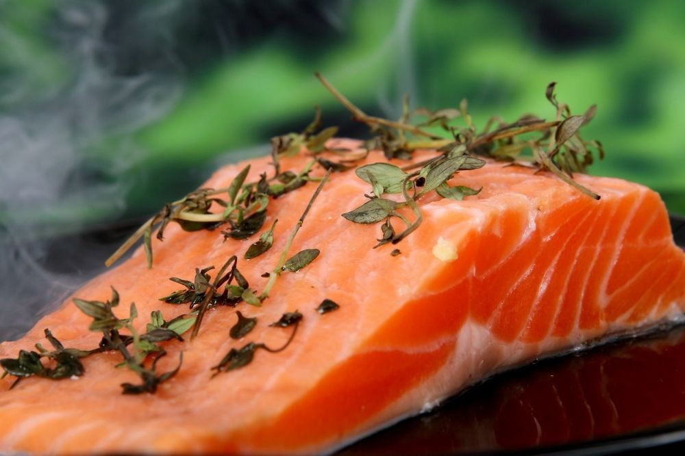 10 Makanan Sehat dan Bergizi Tinggi yang Cocok Dikonsumsi Ibu Hamil