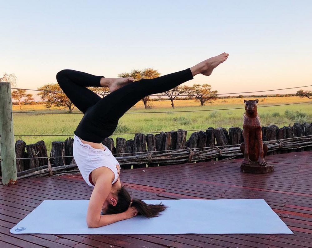 7 Pose Yoga yang Paling Sulit untuk Dilakukan, Pasti Takjub!