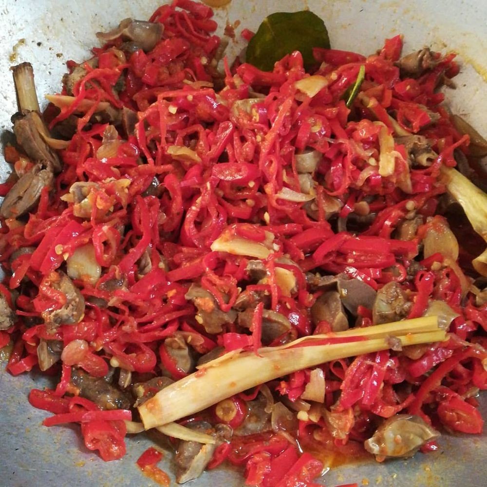 10 Sambal Pedas Khas Jawa Barat yang Bikin Lidah Bergoyang