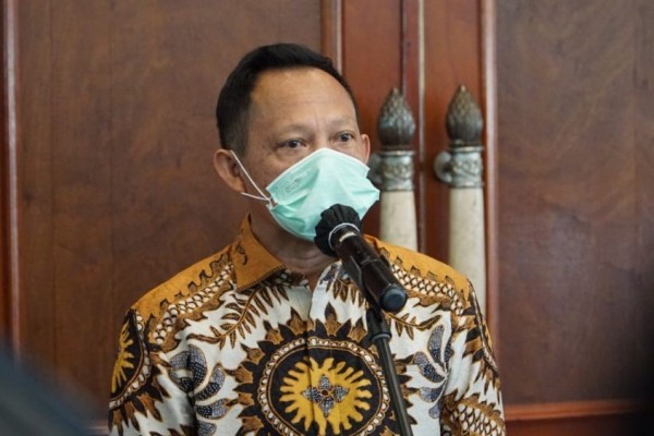 Mendagri Tito Karnavian: Jangan Samakan Satpol PP dengan Preman!