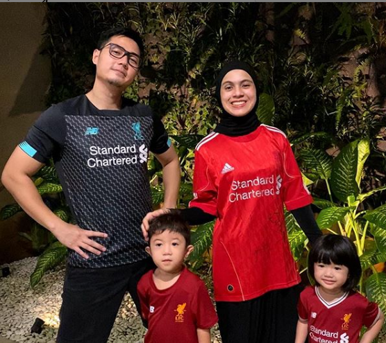 Senangnya Juara, 10 Artis Indonesia Ini Ternyata Fans Liverpool 