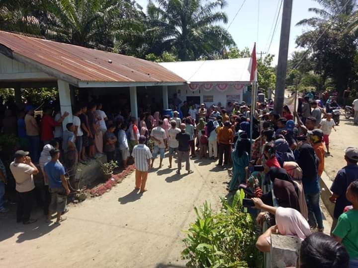 Gak Percaya Hasil Swab, Warga Desa di Simalungun Demo Tolak Isolasi