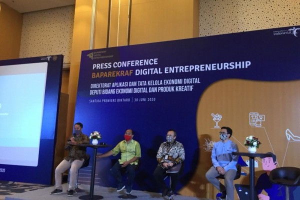 Baparekraf Latih UMKM Go Digital Agar Bisa Bersaing dengan E-Commerce