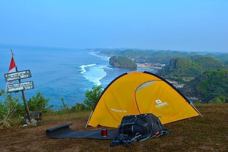 8 Rekomendasi Spot Berkemah Paling Syahdu di Yogyakarta, Seru Banget!