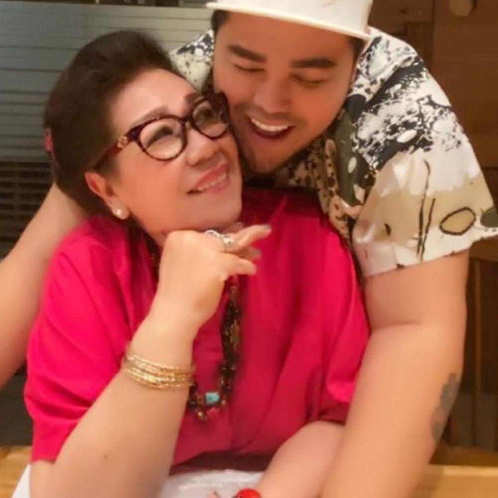 Family Man! Ini 10 Bukti Ivan Gunawan Dekat dengan Keluarganya