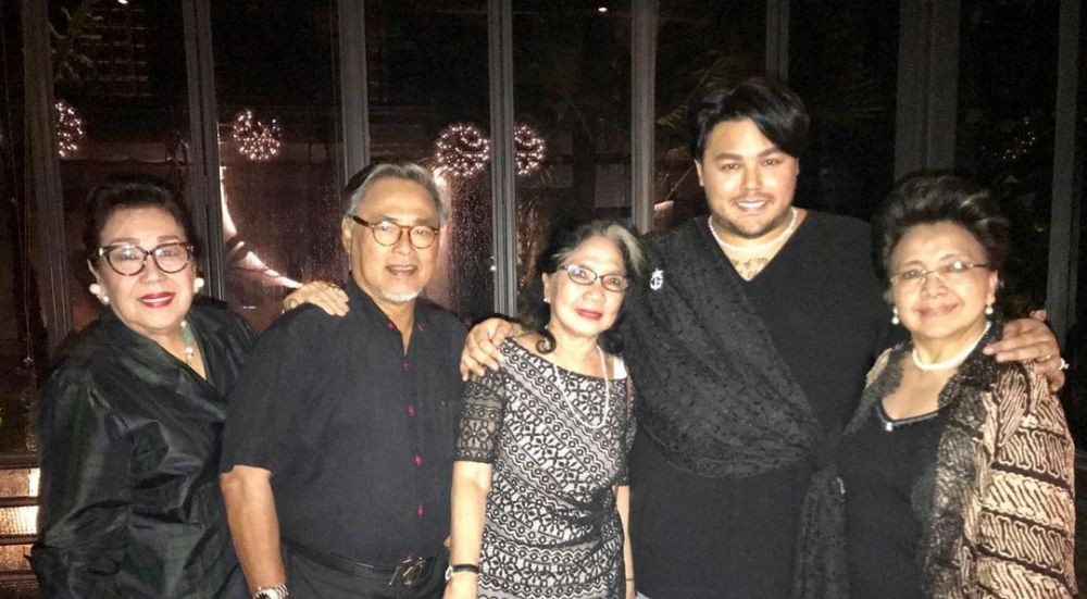 Family Man! Ini 10 Bukti Ivan Gunawan Dekat dengan Keluarganya
