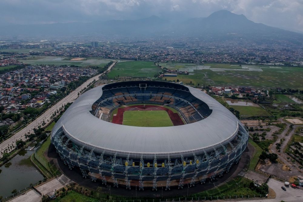 Stadion GBLA:  Cerita Korupsi, Terbengkalai, hingga Kasus Haringga