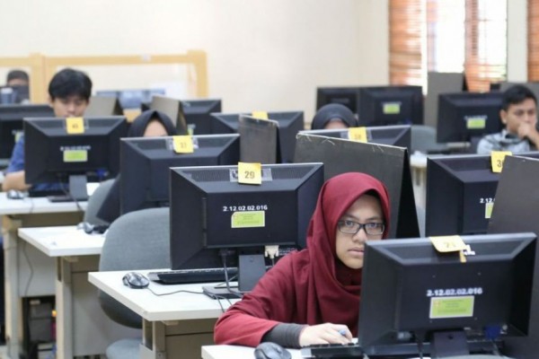 Unpad Akan Berhentikan Peserta UTBK yang Dinyatakan COVID-19