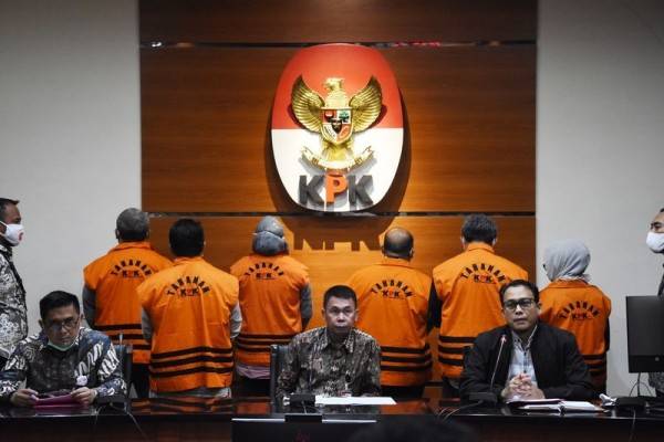 Begini Kronologi Penangkapan Bupati Ismunandar Dan Istri Di Jakarta