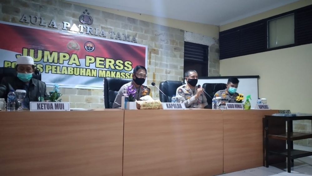 Viral Wanita di Makassar Lempar dan Ancam Robek Alquran, Ini Sebabnya