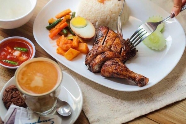 Nasi Ayam Asen, Kuliner Legendaris Medan yang Eksis Sejak 1968