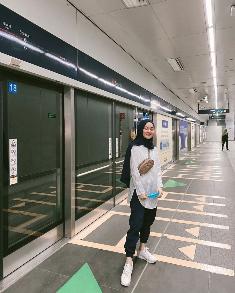 Anggun, 12 OOTD Dinda Hauw yang Bisa Jadi Inspirasi Para Hijabers