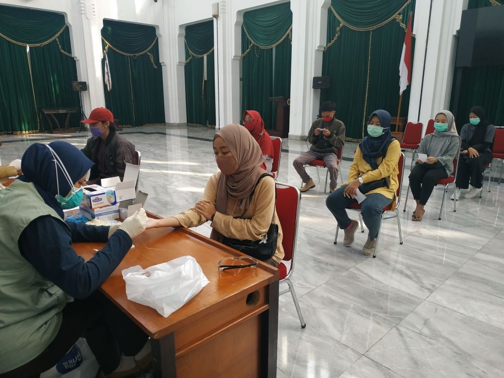 Istri Bupati Pemalang Positif COVID-19, Komisi A DPRD Jateng Langsung Rapid Test