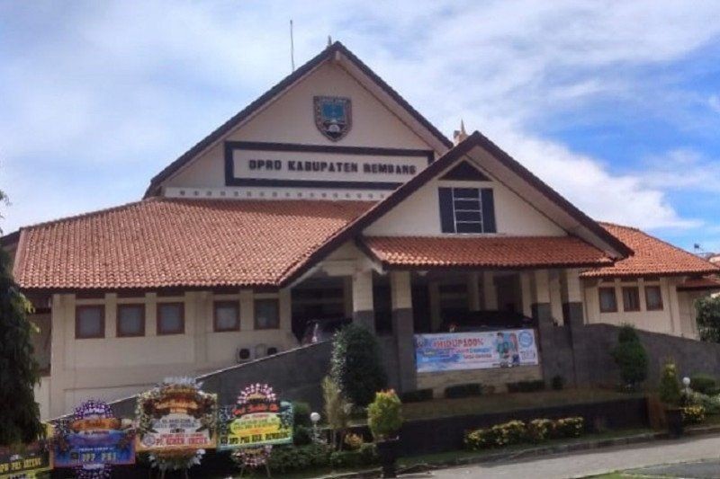 Disterilisasi! Kantor DPRD Rembang Tutup Pasca Gus Kamil Maimoen Wafat