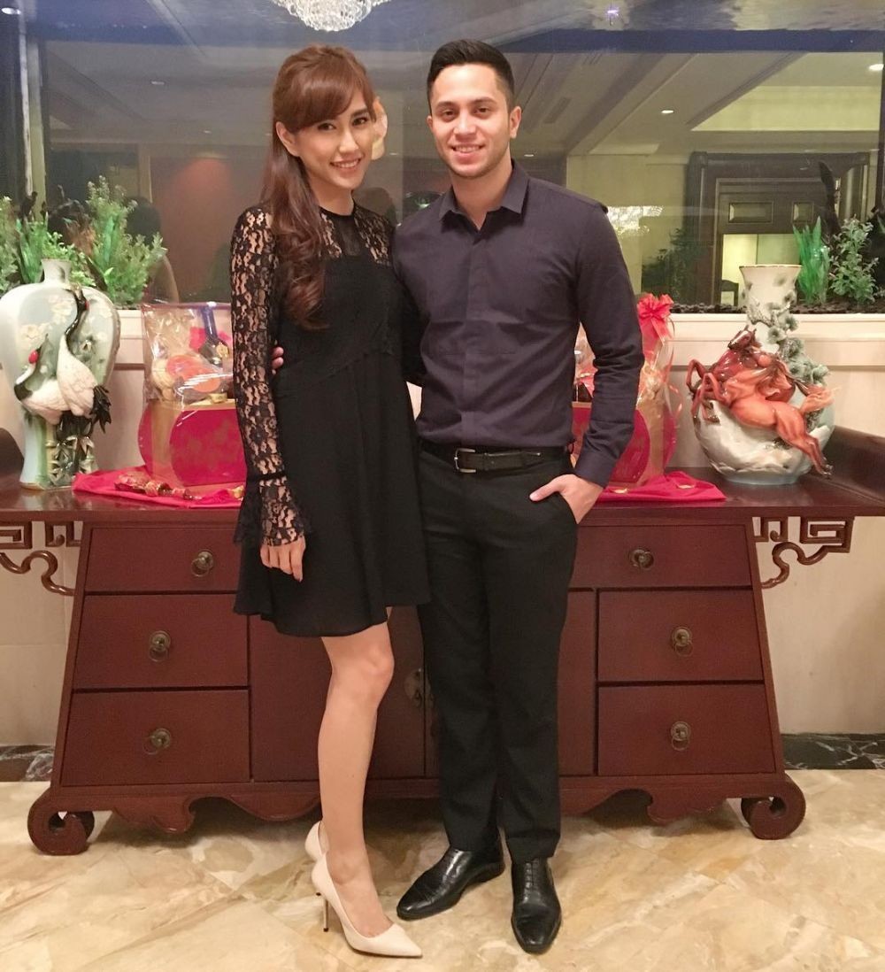 13 Tahun Berlalu, 10 Potret Bintang Cinta Fitri Bareng Pasangan