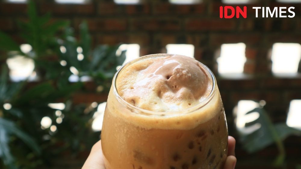 Eskobar dan Tongseng Sapi yang Jadi Favorit di Loca Coffee