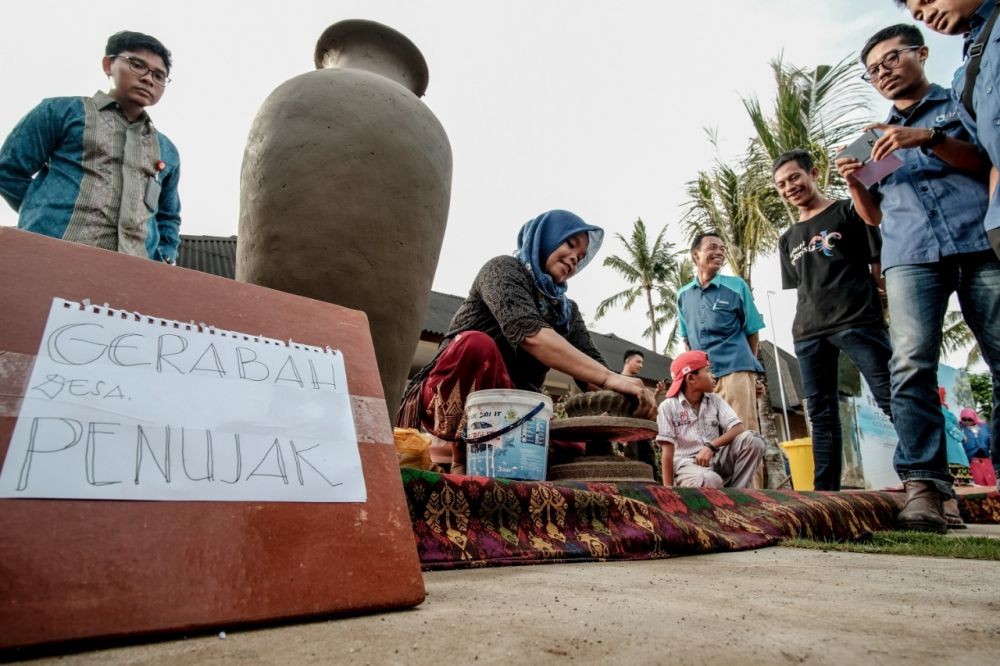 Pemkot Makassar Bolehkan Penjual Pisang Epe di Losari Kembali Buka