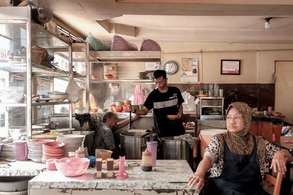 Pemkot Makassar Bolehkan Penjual Pisang Epe di Losari Kembali Buka