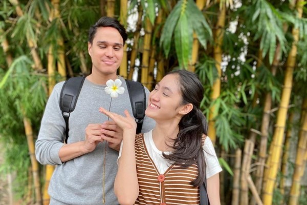 9 Kedekatan Mischa Chandrawinata dan Cut Syifa di Sinetron, Jadi Baper
