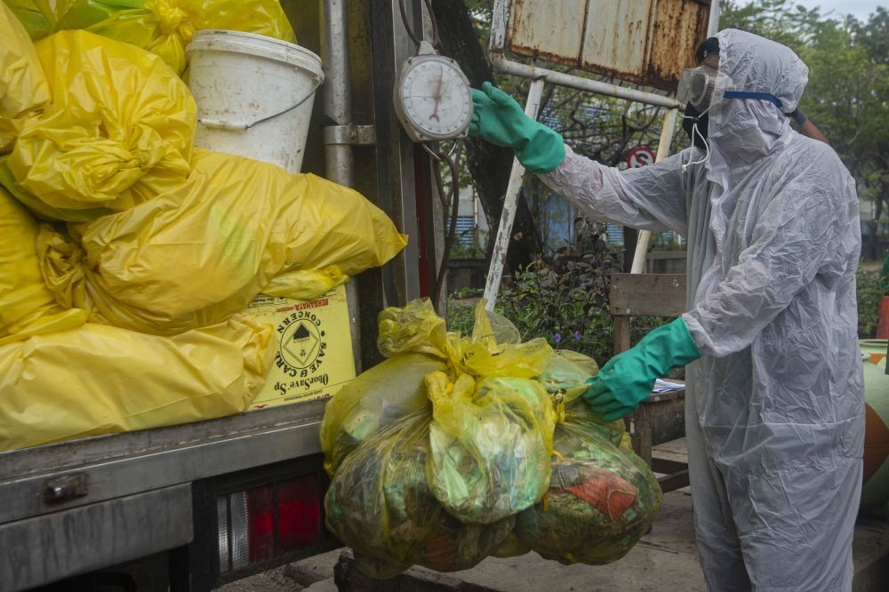 Sampah Medis di Sungai Pagar Alam Harusnya Dihancurkan di Jakarta