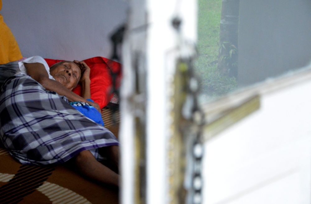 Viral Kakek di Makassar Terkurung dalam Rumah karena Tertutup Tembok
