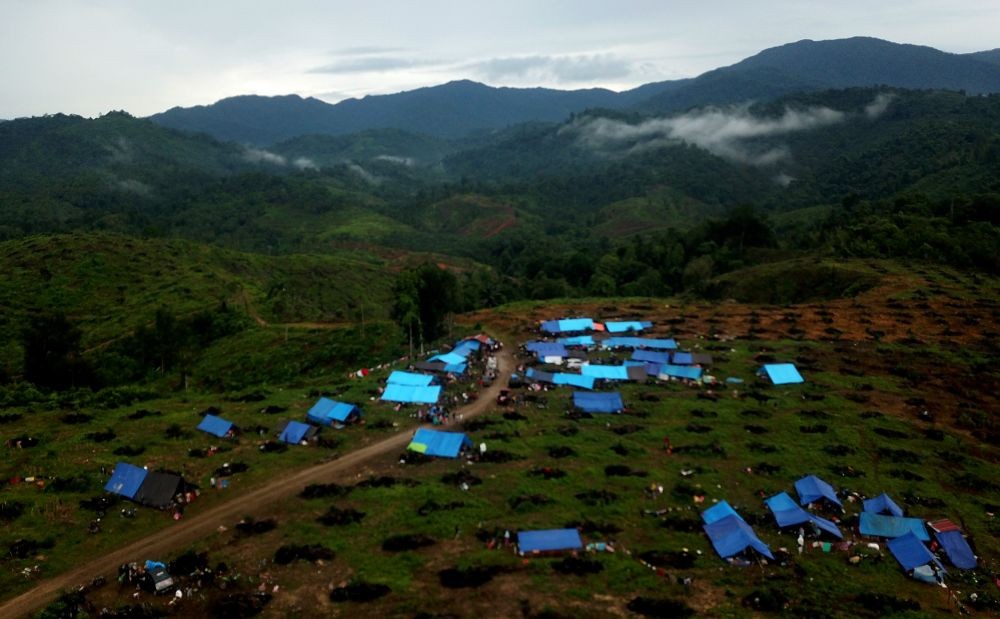 [FOTO] Kondisi Para Pengungsi Korban Banjir Bandang Masamba Luwu Utara