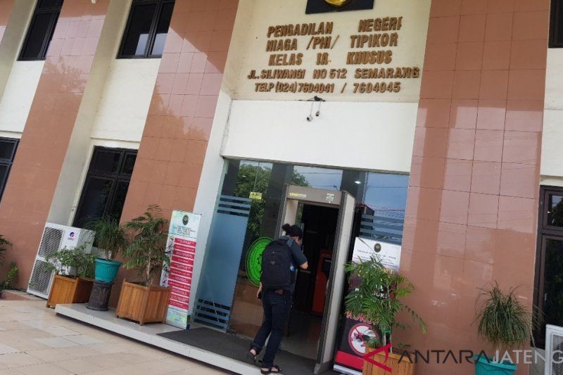 Pegawai Positif COVID-19 Meninggal, Pengadilan Negeri Semarang Ditutup
