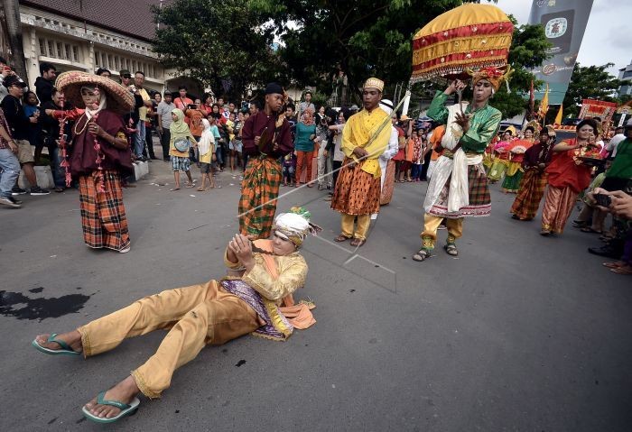 Manis Getir Hidup Bissu, Garda Terdepan Penjaga Budaya Bugis Kuno