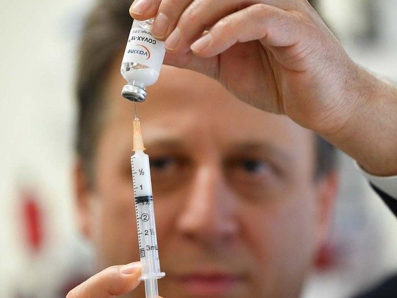 Tim Peneliti Vaksin Corona: Relawan Berpotensi Alami Dua Efek Samping