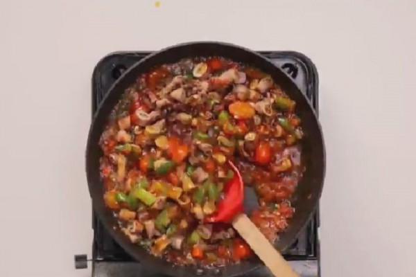 Resep dan Cara Bikin Tumis Mercon Cumi Asin Petai ala Yummy App