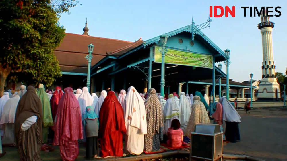 Antusias Warga Berkurban di Masjid Plosokuning Tetap Tinggi 