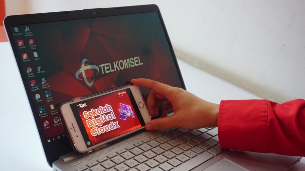 Telkomsel Gratiskan CloudX Conference, Dukung PJJ Bagi Guru Palembang