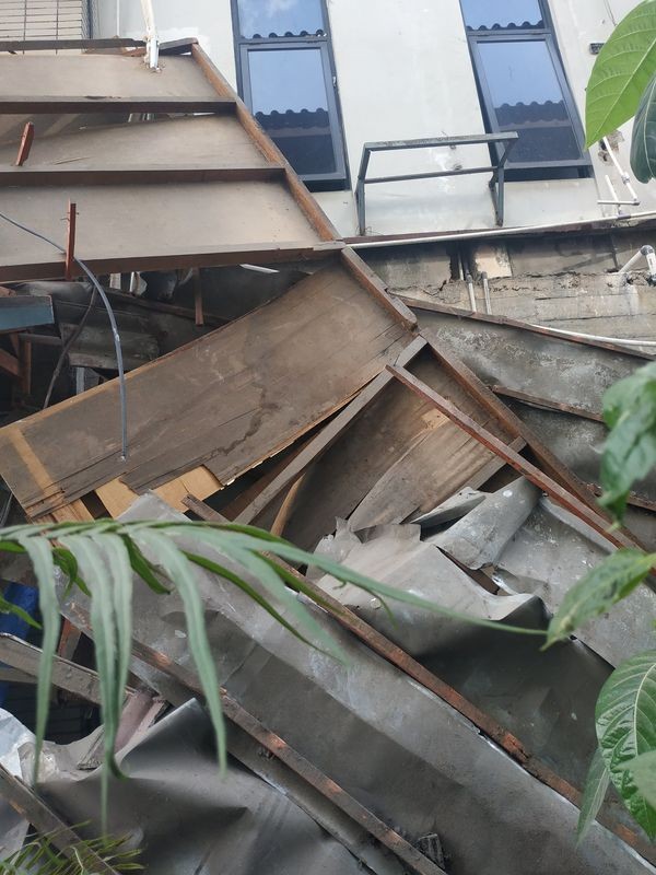 Baru Saja Ditempati, Atap Gedung GraPARI Telkomsel Yogyakarta Ambrol