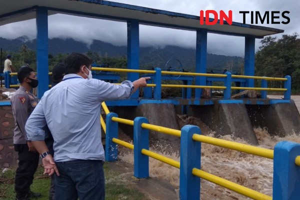Bupati Hamim Pou Sebut Banjir Sungai Bone Gorontalo karena Tambang