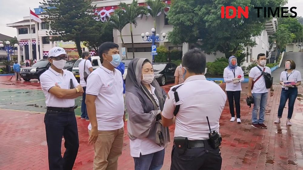 Cegah COVID-19, Ratusan Warga Balikpapan Ikut Tes Swab Massal Gratis 