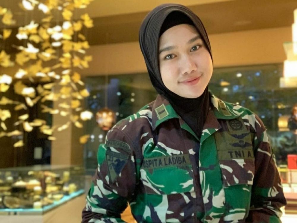 [WANSUS] Jadi Pilot Wanita Pertama TNI AD, Begini Kisah Puspita Ladiba