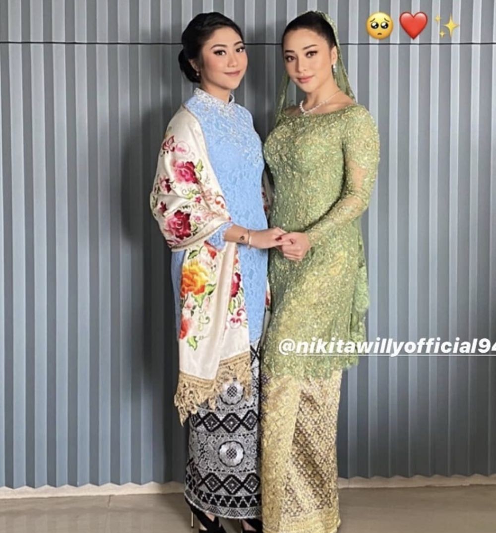 10 Potret Bahagia Lamaran Nikita Willy dan Indra Priawan
