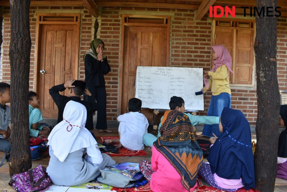 Semangat Pemuda Bandung, Membangun Asa Pendidikan dari Keterbatasan