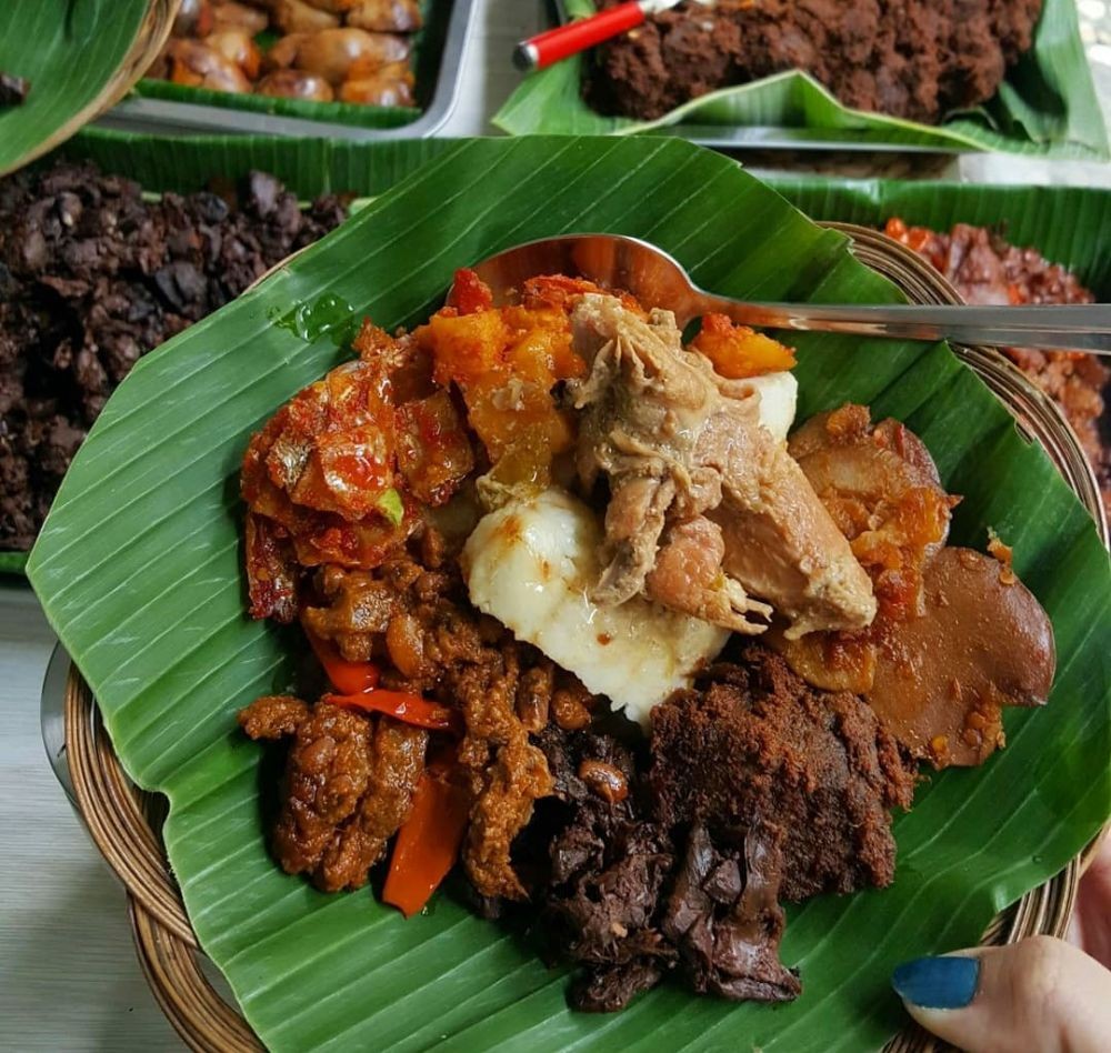 10 Makanan  Khas  Indonesia yang Terkenal di Luar  Negeri 
