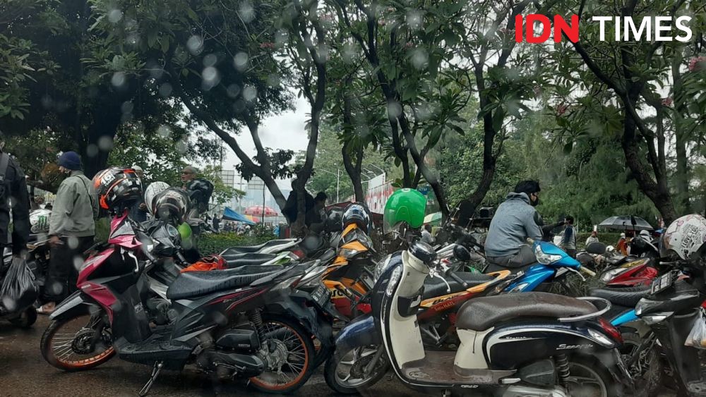 Aksi Viral Pria Gangguan Mental Bawa Kabur Sepeda Motor di Purbalingga